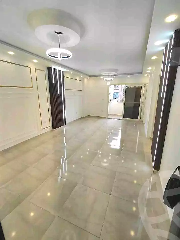 https://aqarmap.com.eg/ar/listing/6846891-for-sale-alexandria-sydy-bshr-sydy-bshr-bhry-gamal-abd-el-nasir-st