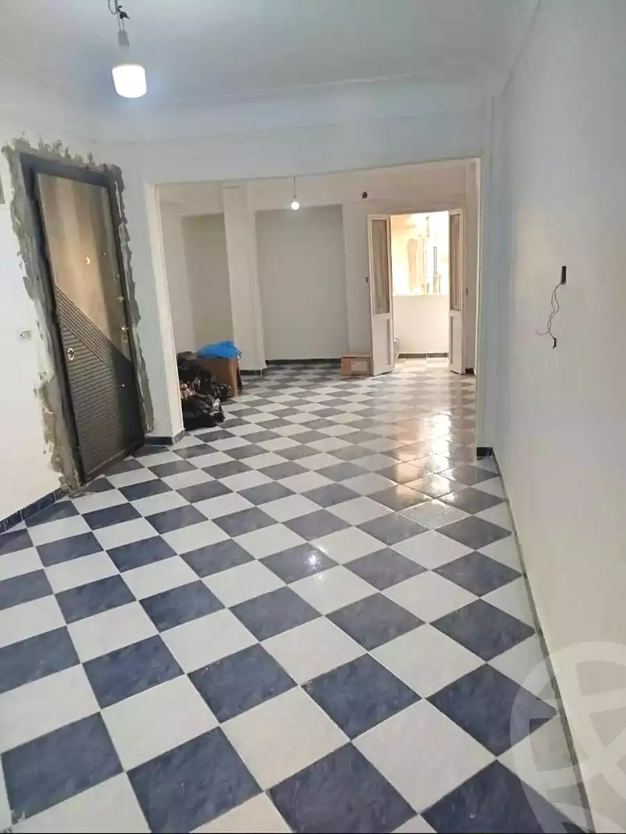 https://aqarmap.com.eg/en/listing/6846945-for-sale-alexandria-al-agamy-el-hanouvel