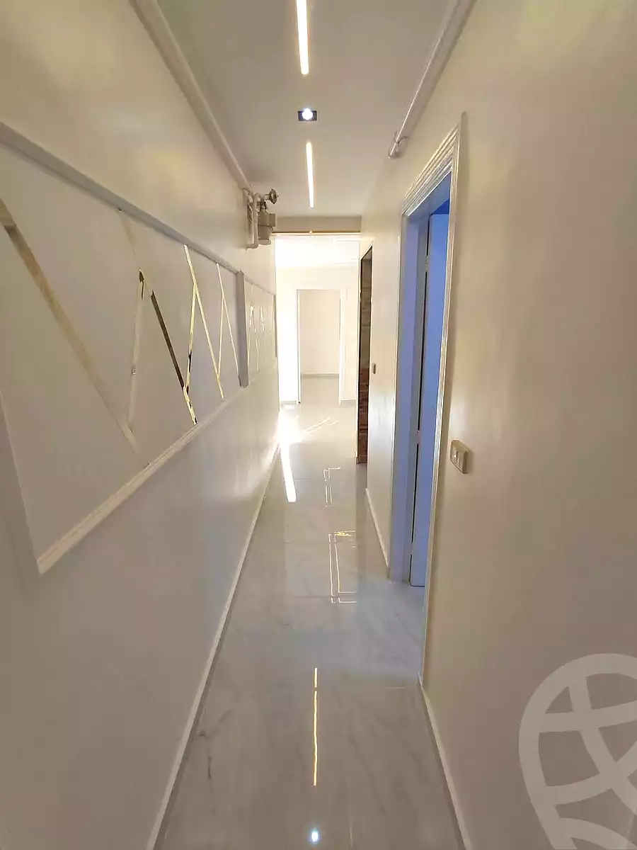 https://aqarmap.com.eg/en/listing/6847091-for-sale-alexandria-el-mandara-tryq-ljysh