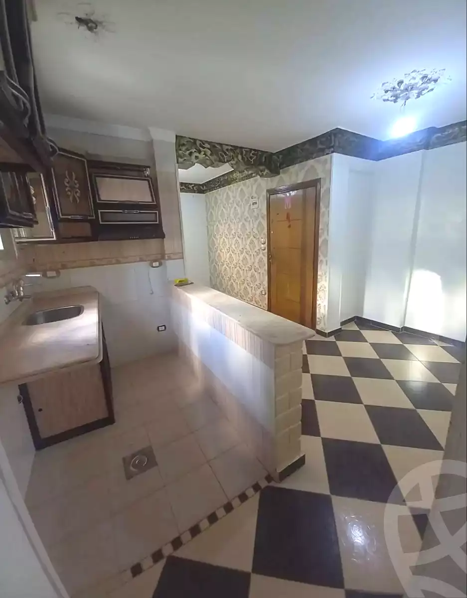 https://aqarmap.com.eg/ar/listing/6847364-for-sale-alexandria-sydy-bshr-sydy-bshr-bhry