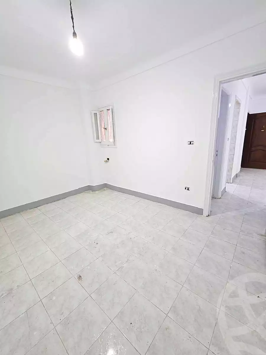 https://aqarmap.com.eg/en/listing/6847501-for-sale-alexandria-sydy-bshr-sydy-bshr-bhry-amr-el-nogomy-st