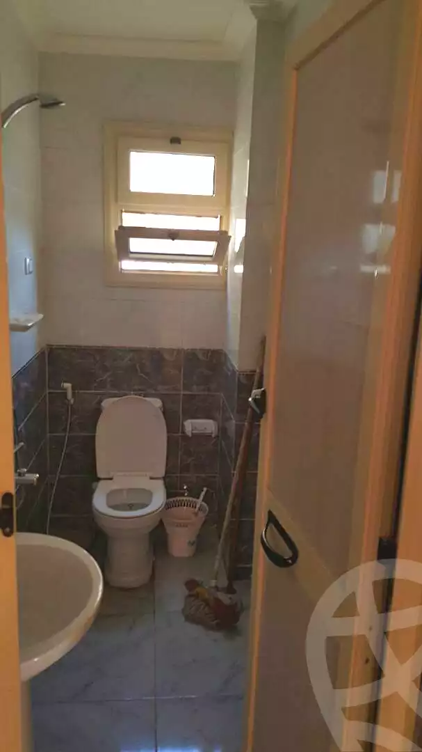 https://aqarmap.com.eg/ar/listing/6847890-for-sale-cairo-6th-of-october-el-hay-el-motamyz-el-motamayez-neighborhood-soaad-kafafi-st