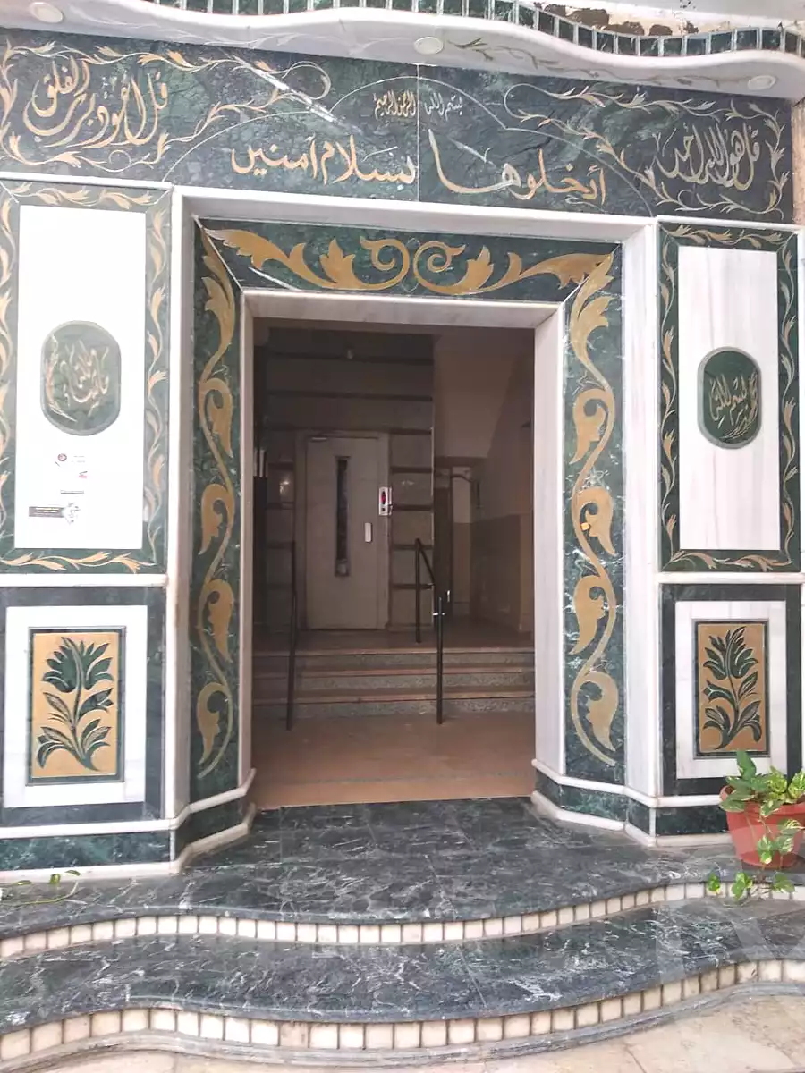 https://aqarmap.com.eg/ar/listing/6849098-for-sale-cairo-manial-el-rawda-st
