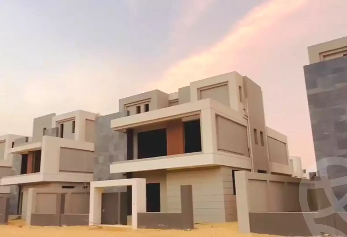 https://aqarmap.com.eg/ar/listing/6849143-for-sale-cairo-new-cairo-compounds-el-patio-town-compound-la-vista