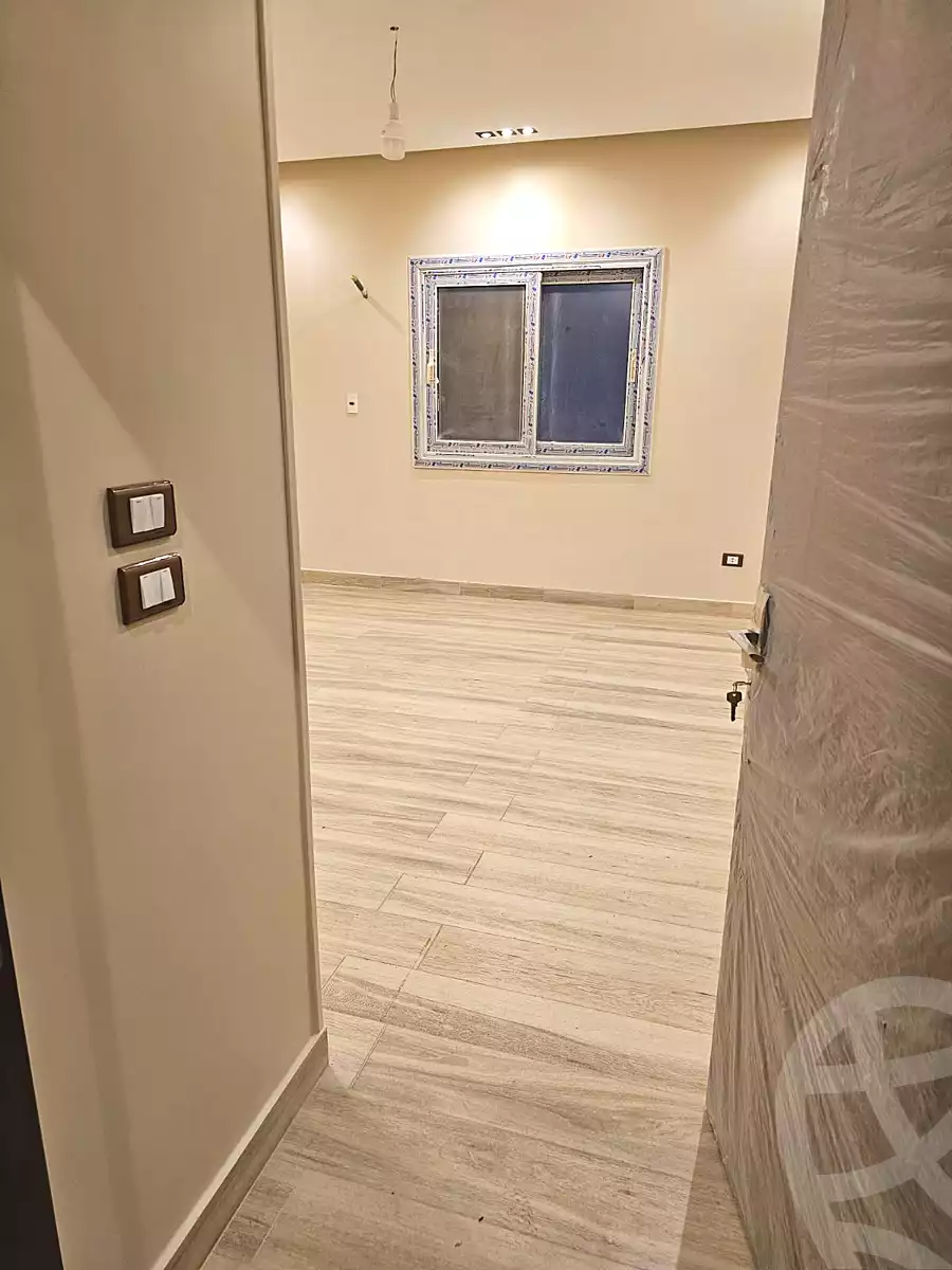 https://aqarmap.com.eg/ar/listing/6849203-for-rent-cairo-el-sheikh-zayed-city-compounds-el-khamayel