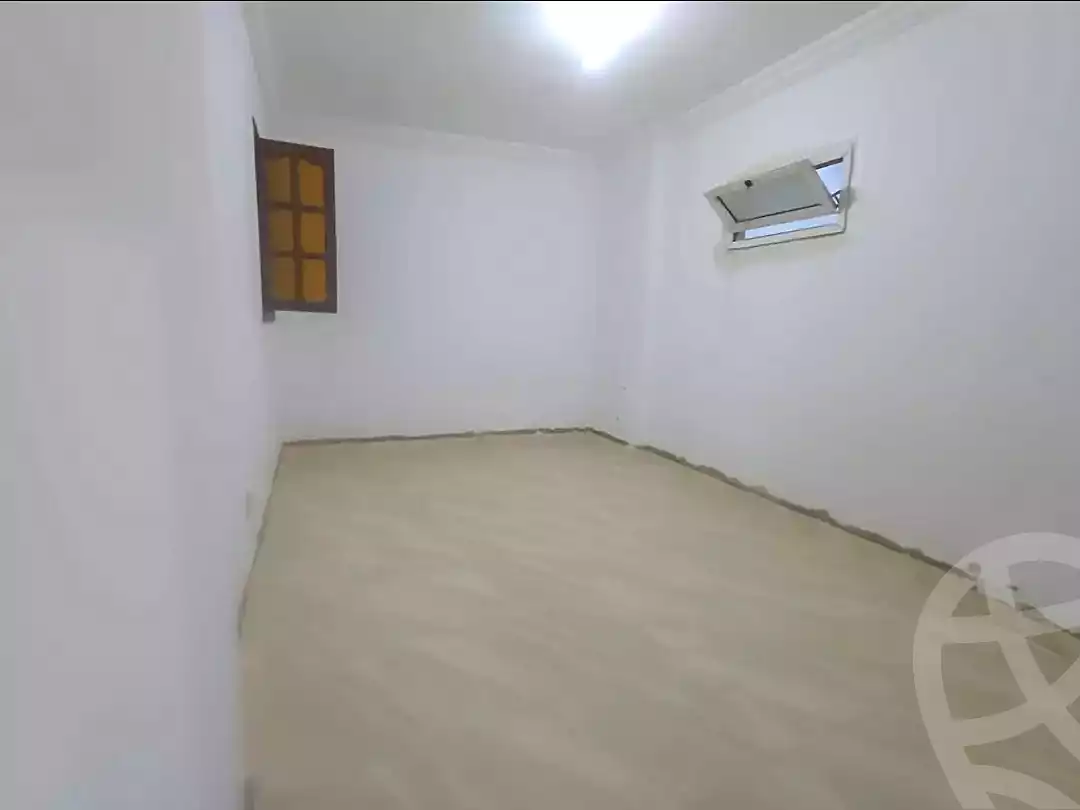 https://aqarmap.com.eg/en/listing/6849299-for-sale-alexandria-sydy-bshr-sydy-bshr-bhry-shr-khld-bn-lwlyd