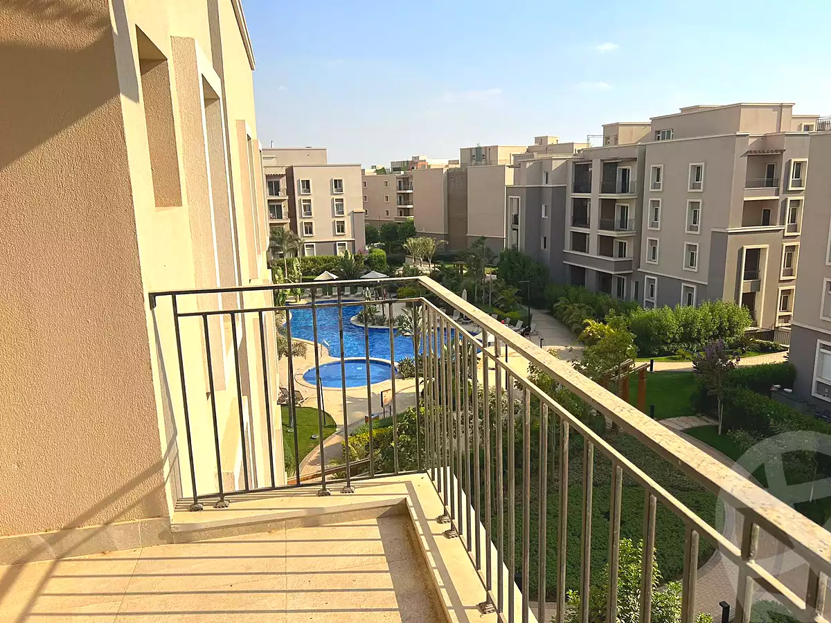 https://aqarmap.com.eg/en/listing/6849276-for-sale-cairo-6th-of-october-compounds-october-plaza