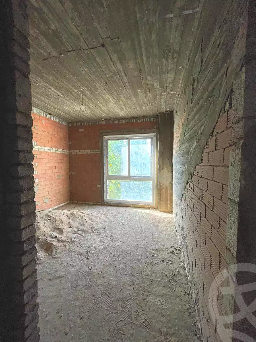 https://aqarmap.com.eg/ar/listing/6849437-for-sale-cairo-new-cairo-compounds-mwntn-fyw-y-syty-club-park-mountain-view-icity