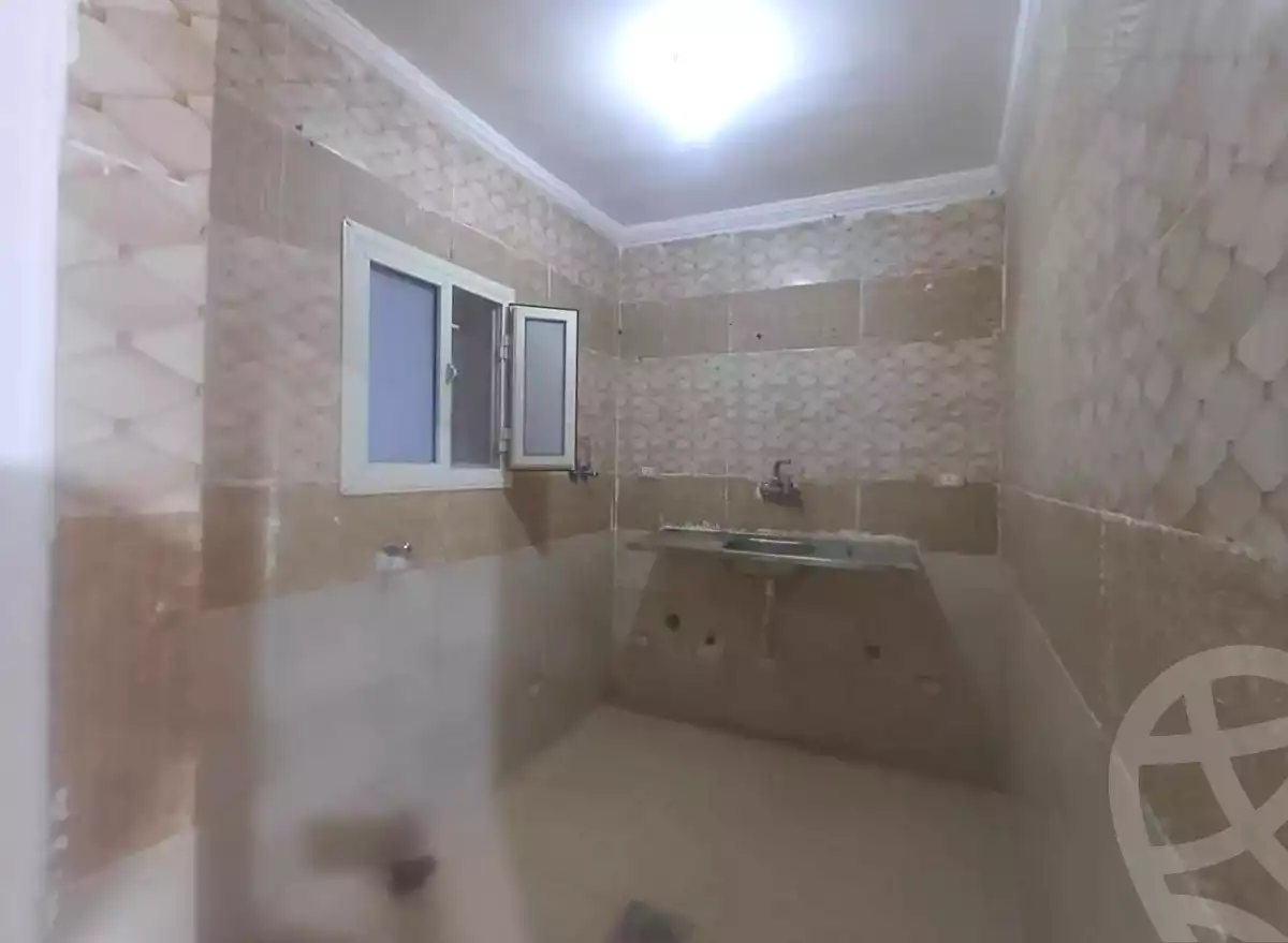 https://aqarmap.com.eg/en/listing/6850480-for-sale-alexandria-sydy-bshr-sydy-bshr-bhry-shr-khld-bn-lwlyd