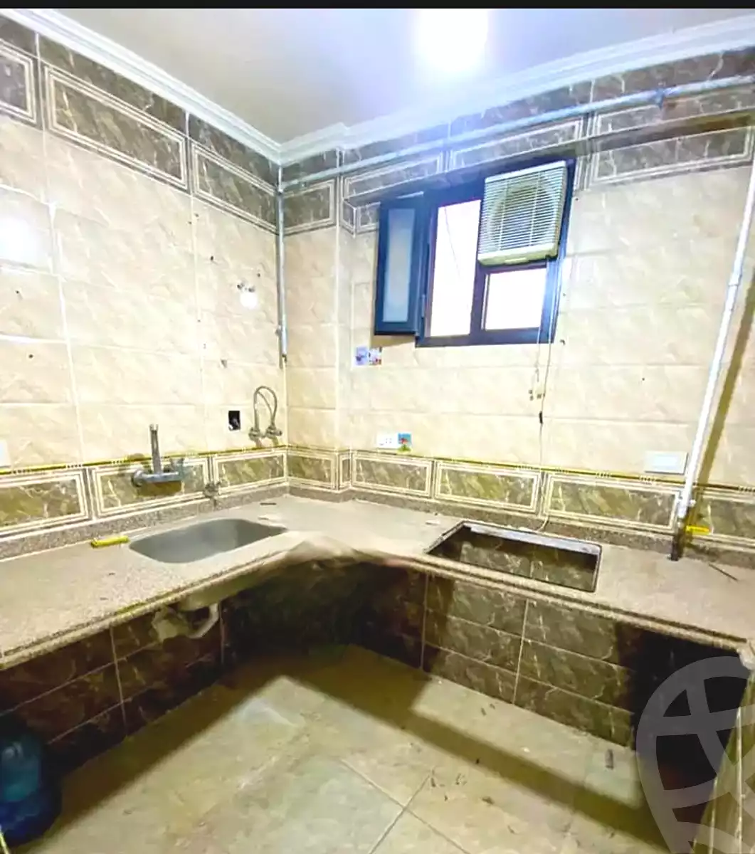 https://aqarmap.com.eg/ar/listing/6850688-for-sale-alexandria-sydy-bshr-sydy-bshr-bhry