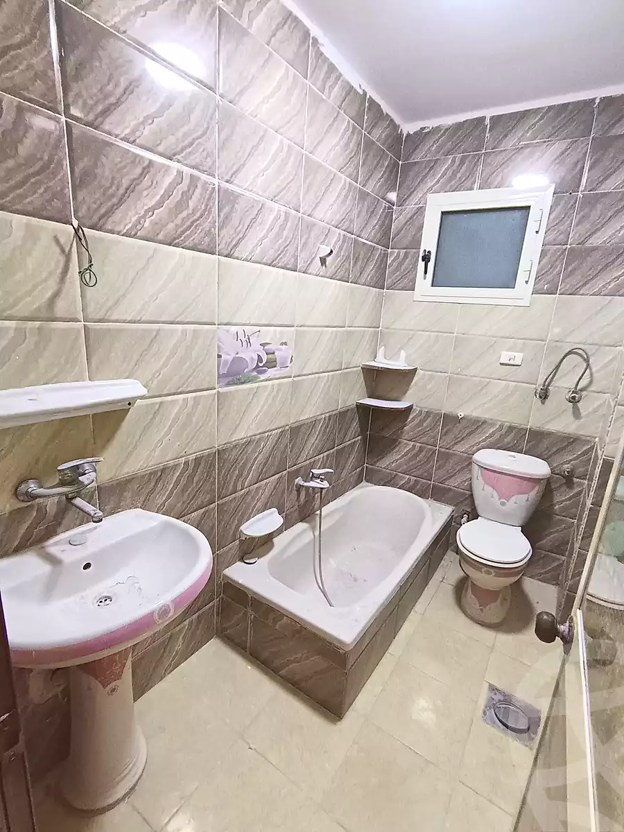 https://aqarmap.com.eg/en/listing/6850708-for-sale-alexandria-lsywf-el-falki