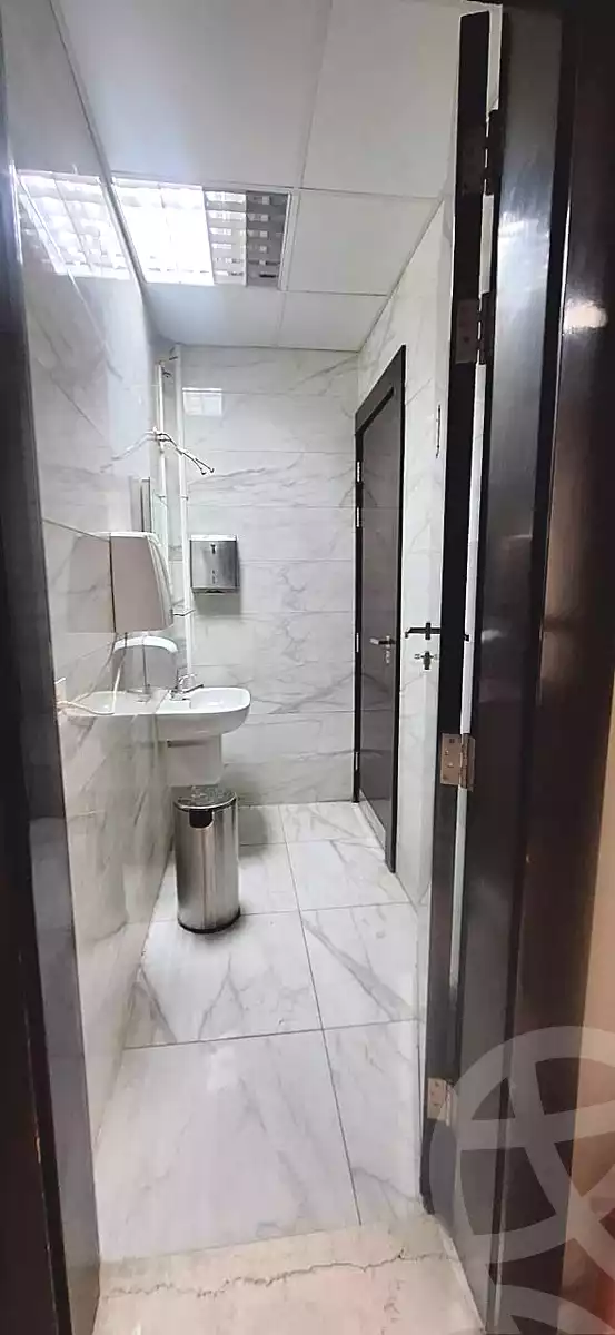 https://aqarmap.com.eg/ar/listing/6850969-for-rent-cairo-downtown-el-azbakya-mohamed-bek-el-alfy-st