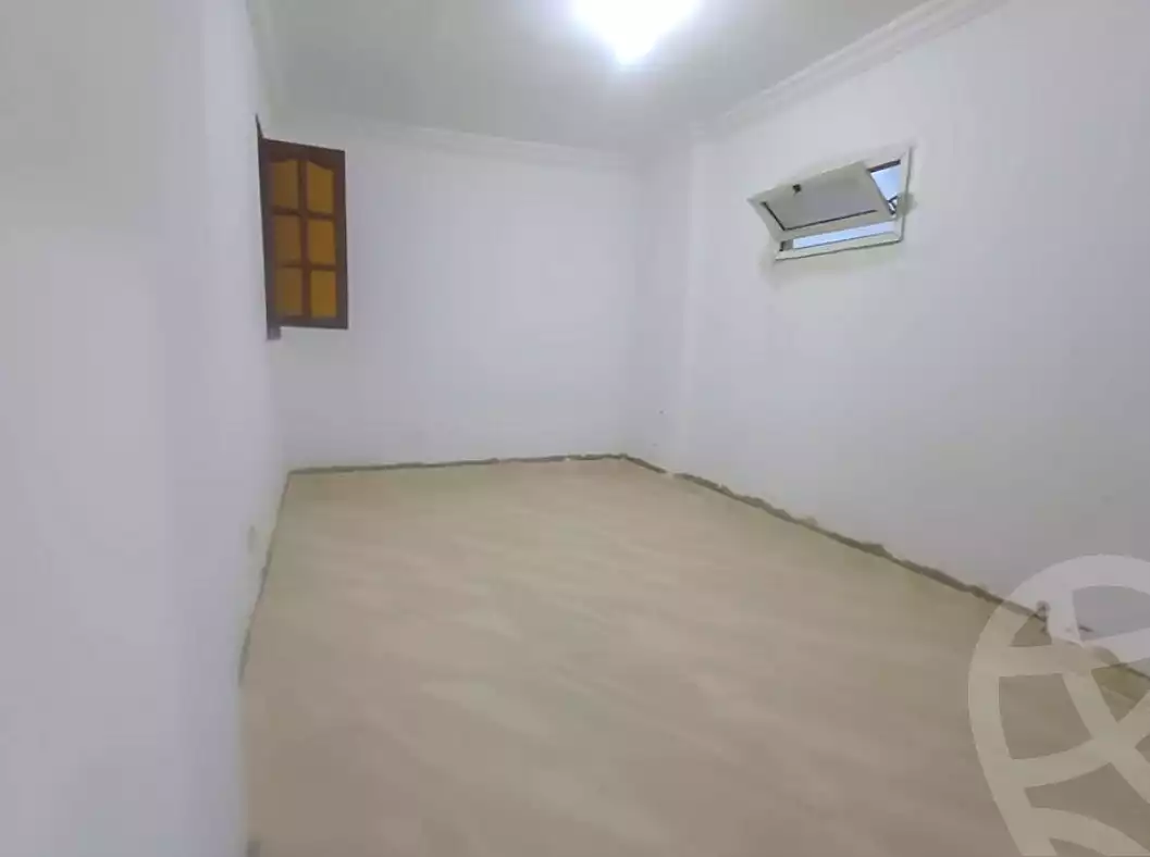 https://aqarmap.com.eg/ar/listing/6851139-for-sale-alexandria-sydy-bshr-sydy-bshr-qbly-khaled-ibn-el-walid-st