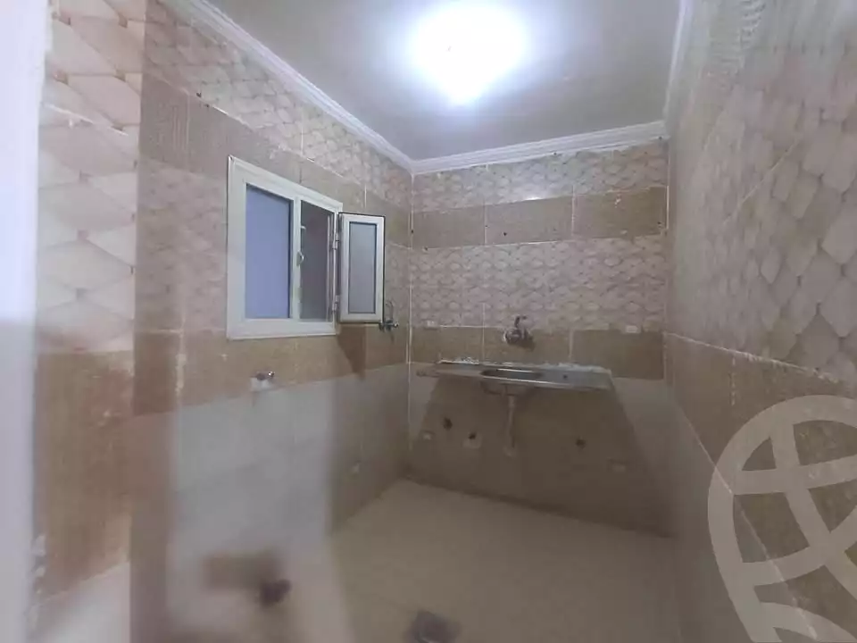 https://aqarmap.com.eg/en/listing/6851189-for-sale-alexandria-sydy-bshr-sydy-bshr-bhry-shr-khld-bn-lwlyd