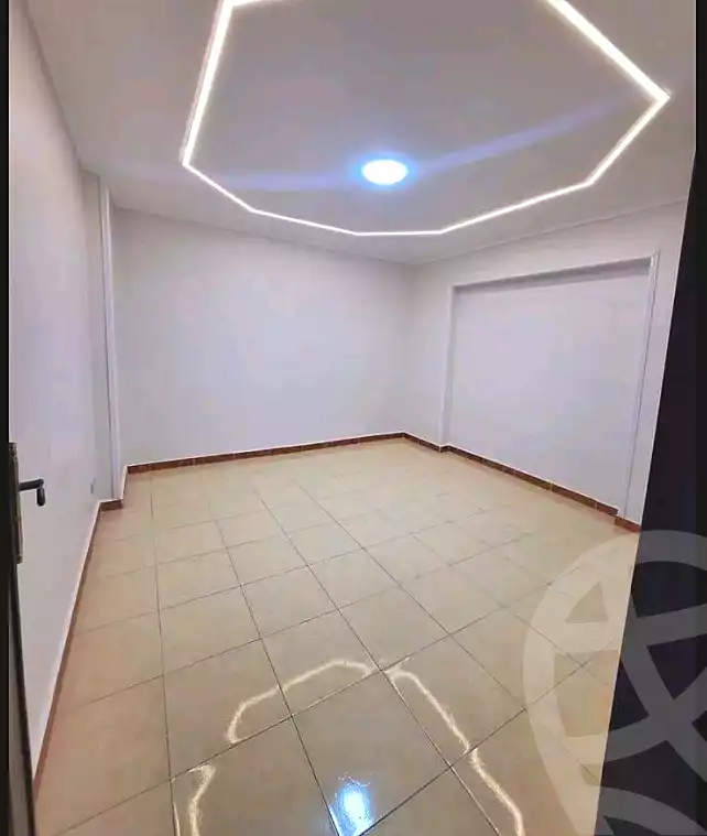 https://aqarmap.com.eg/en/listing/6851303-for-sale-alexandria-sydy-bshr-sydy-bshr-bhry-shr-khld-bn-lwlyd