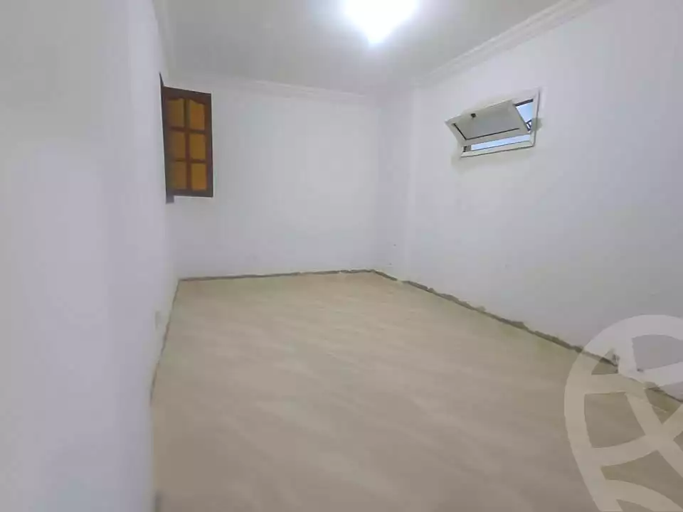 https://aqarmap.com.eg/en/listing/6851480-for-sale-alexandria-sydy-bshr-sydy-bshr-bhry-shr-khld-bn-lwlyd