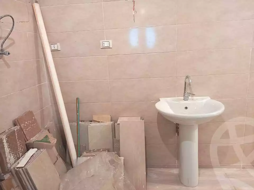 https://aqarmap.com.eg/en/listing/6851515-for-rent-alexandria-ganaklis