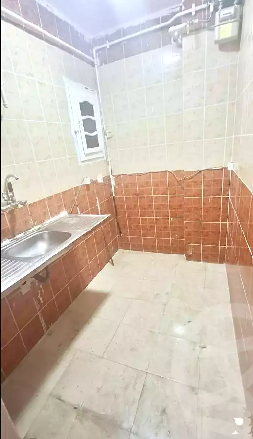 https://aqarmap.com.eg/ar/listing/6851919-for-sale-alexandria-al-agamy-lbytsh-el-saleheen-mosque-st