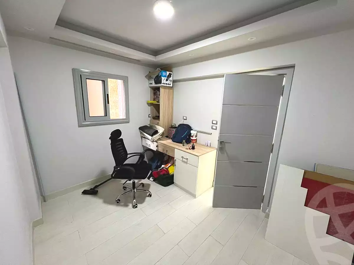 https://aqarmap.com.eg/en/listing/6852125-for-sale-alexandria-ganaklis