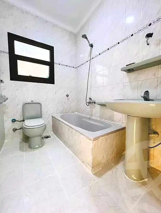 https://aqarmap.com.eg/en/listing/6852381-for-sale-alexandria-al-agamy