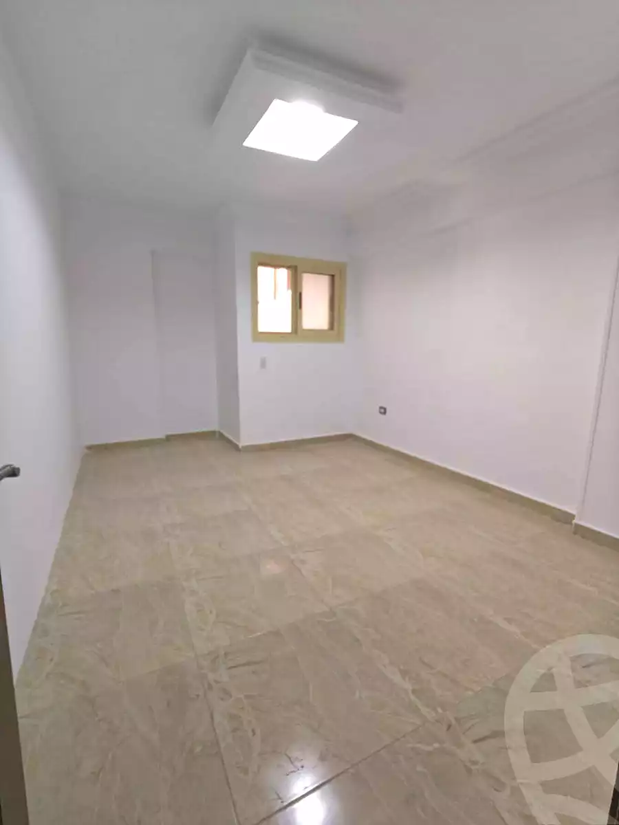 https://aqarmap.com.eg/en/listing/6852627-for-sale-alexandria-el-asafra-shr-45