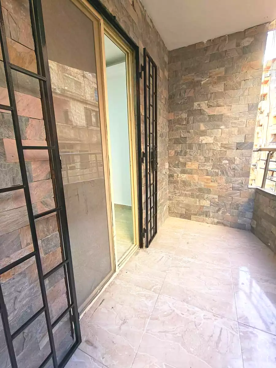 https://aqarmap.com.eg/en/listing/6852627-for-sale-alexandria-el-asafra-shr-45