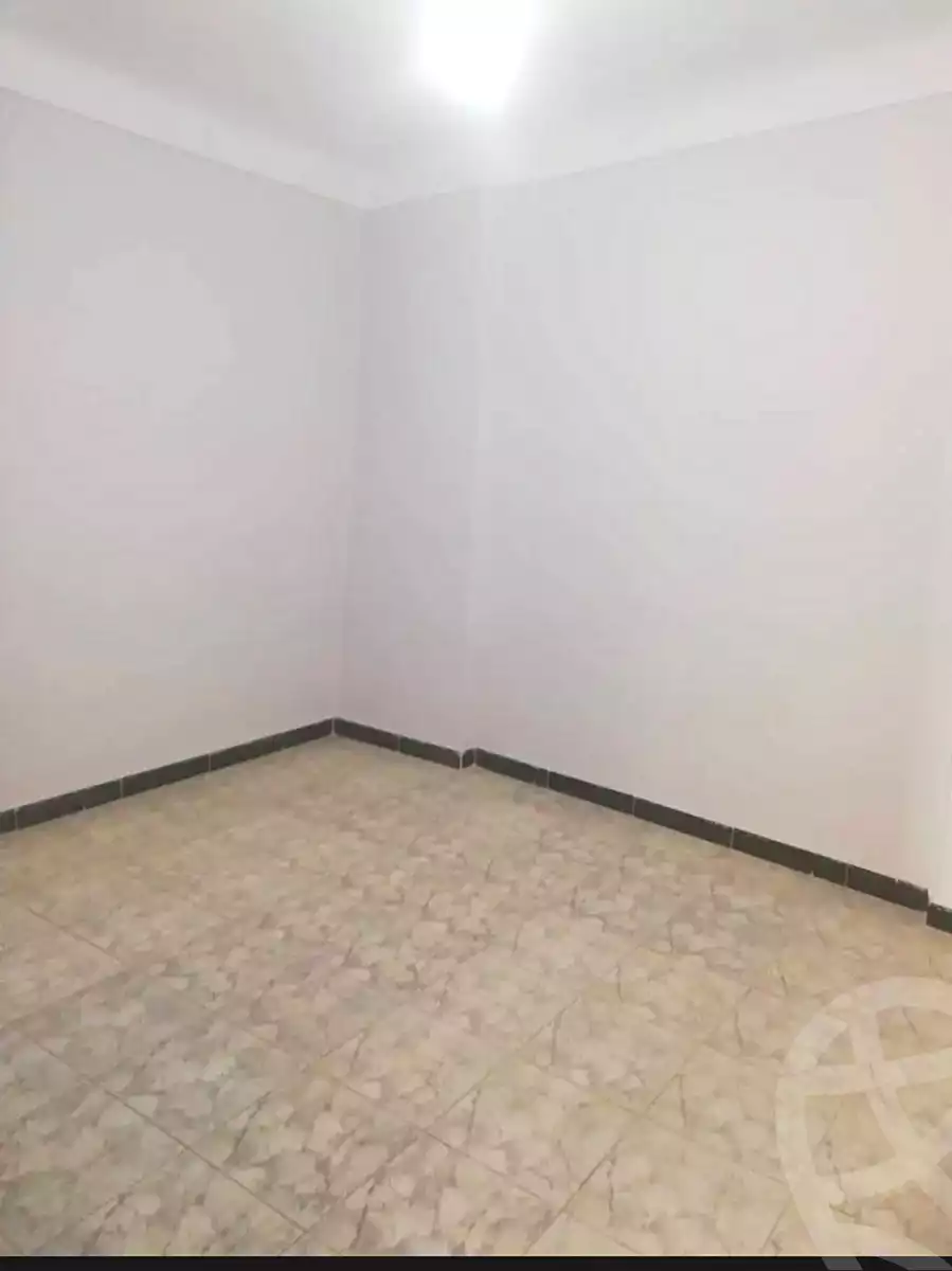 https://aqarmap.com.eg/ar/listing/6852628-for-sale-alexandria-sydy-bshr-sydy-bshr-bhry-el-fakharany-st