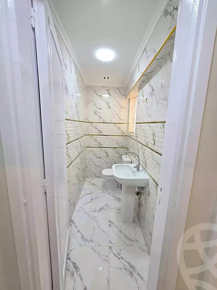 https://aqarmap.com.eg/en/listing/6852666-for-sale-alexandria-sydy-bshr-sydy-bshr-bhry-shr-mhmwd-l-yswy