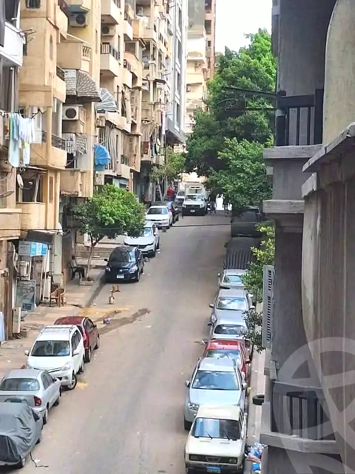 https://aqarmap.com.eg/en/listing/6852684-for-sale-alexandria-sydy-bshr-sydy-bshr-bhry-street-16