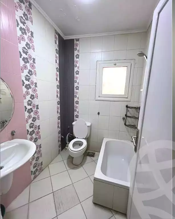 https://aqarmap.com.eg/ar/listing/6852732-for-sale-alexandria-sydy-bshr-sydy-bshr-bhry-shr-mhmd-njyb