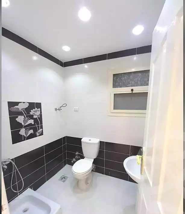 https://aqarmap.com.eg/ar/listing/6852773-for-sale-alexandria-al-agamy-lbytsh-el-salam-st