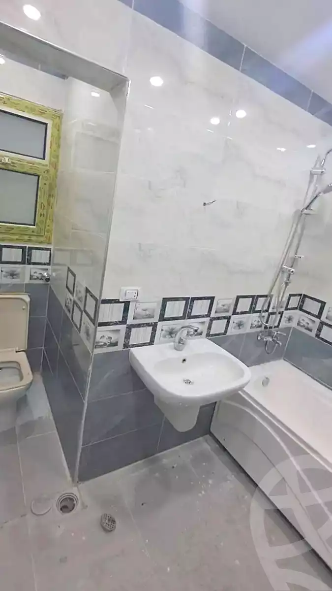 https://aqarmap.com.eg/ar/listing/6852776-for-sale-alexandria-sydy-bshr-tryq-ljysh