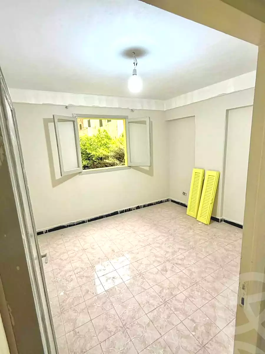 https://aqarmap.com.eg/ar/listing/6853219-for-sale-alexandria-al-agamy-lbytsh-shahr-al-assal-st
