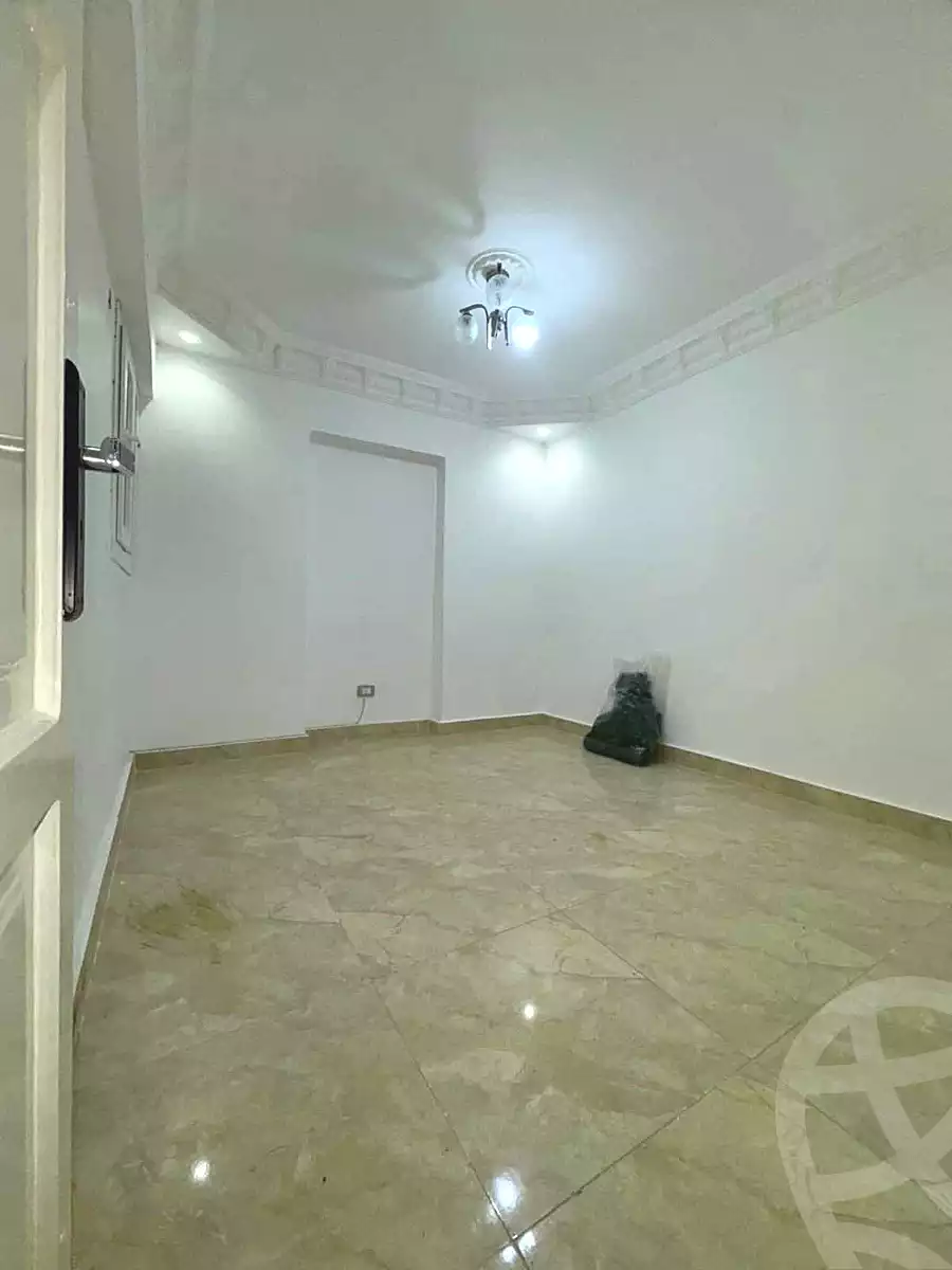 https://aqarmap.com.eg/ar/listing/6853276-for-sale-alexandria-al-agamy-lbytsh-bianchiii