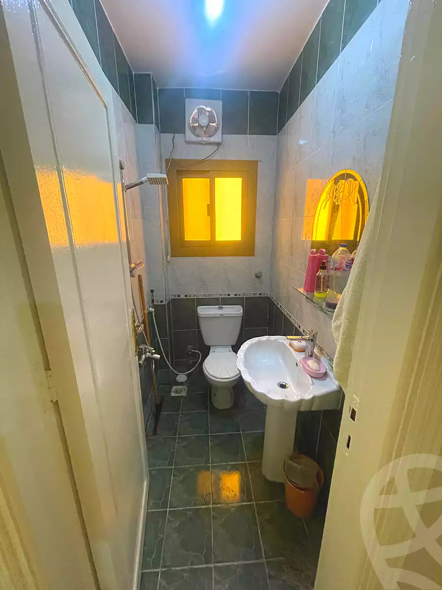 https://aqarmap.com.eg/ar/listing/6853892-for-rent-cairo-6th-of-october-el-ahyaa-neighborhood-1st-al-maahad