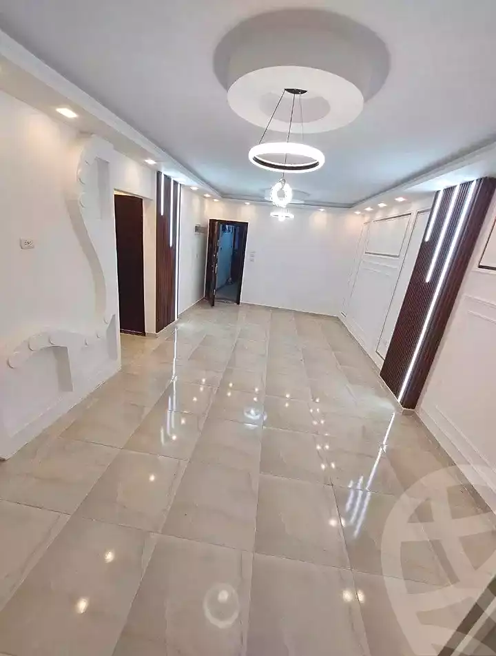 https://aqarmap.com.eg/ar/listing/6854022-for-sale-alexandria-sydy-bshr-sydy-bshr-bhry-gamal-abd-el-nasir-st