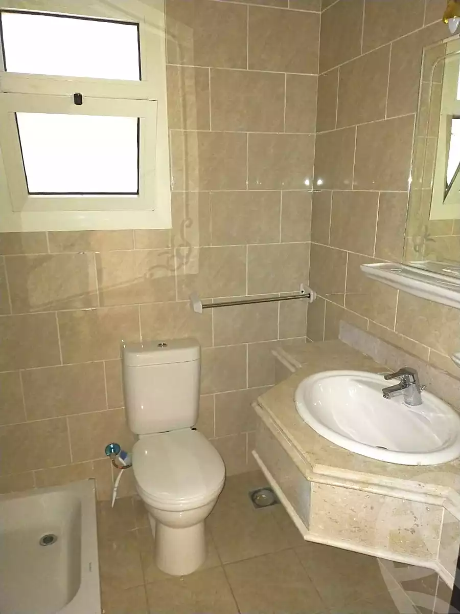 https://aqarmap.com.eg/en/listing/6854059-for-sale-cairo-el-sheikh-zayed-city-compounds-dh-drys