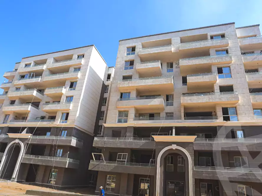 https://aqarmap.com.eg/ar/listing/6854112-for-sale-cairo-new-administrative-capital-r8-tj-msr
