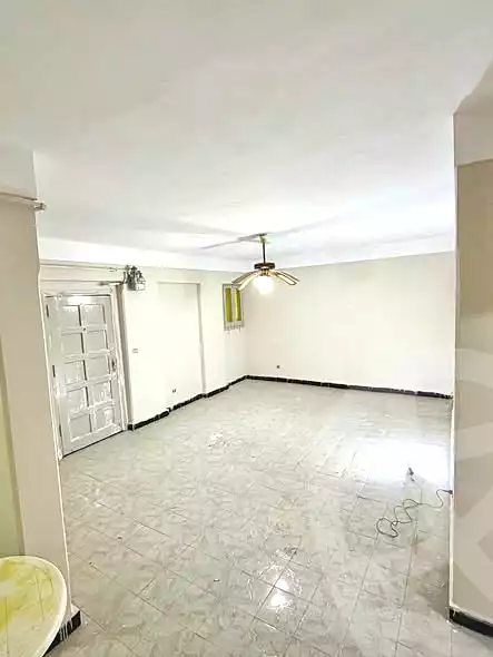 https://aqarmap.com.eg/ar/listing/6854332-for-sale-alexandria-al-agamy-lbytsh-shahr-al-assal-st