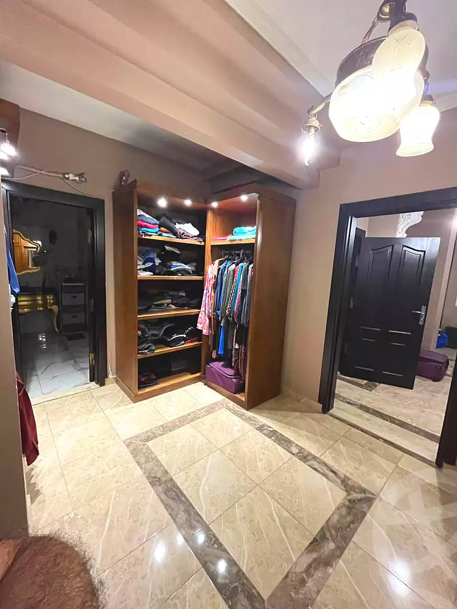 https://aqarmap.com.eg/en/listing/6854634-for-sale-cairo-new-cairo-compounds-hyde-park-park-corner-hyde-park