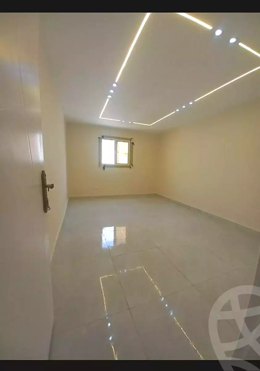 https://aqarmap.com.eg/ar/listing/6855185-for-sale-alexandria-sydy-bshr-sydy-bshr-bhry-shr-mhmwd-l-yswy