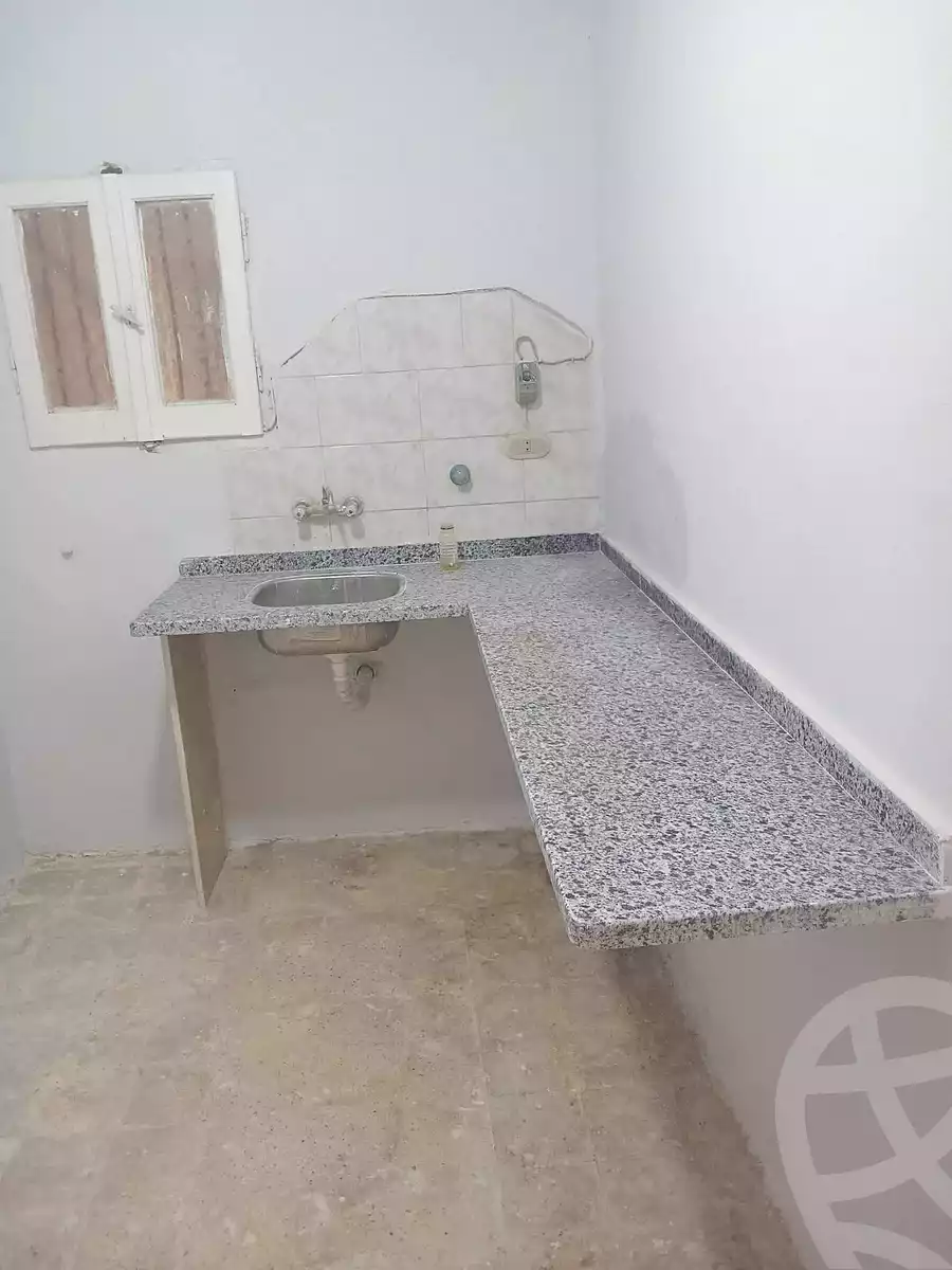 https://aqarmap.com.eg/ar/listing/6855223-for-sale-alexandria-al-agamy-el-hanouvel