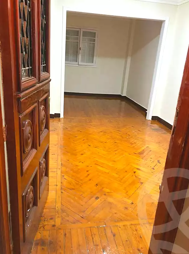 https://aqarmap.com.eg/ar/listing/6855260-for-sale-alexandria-camp-cesar-abou-quer-st