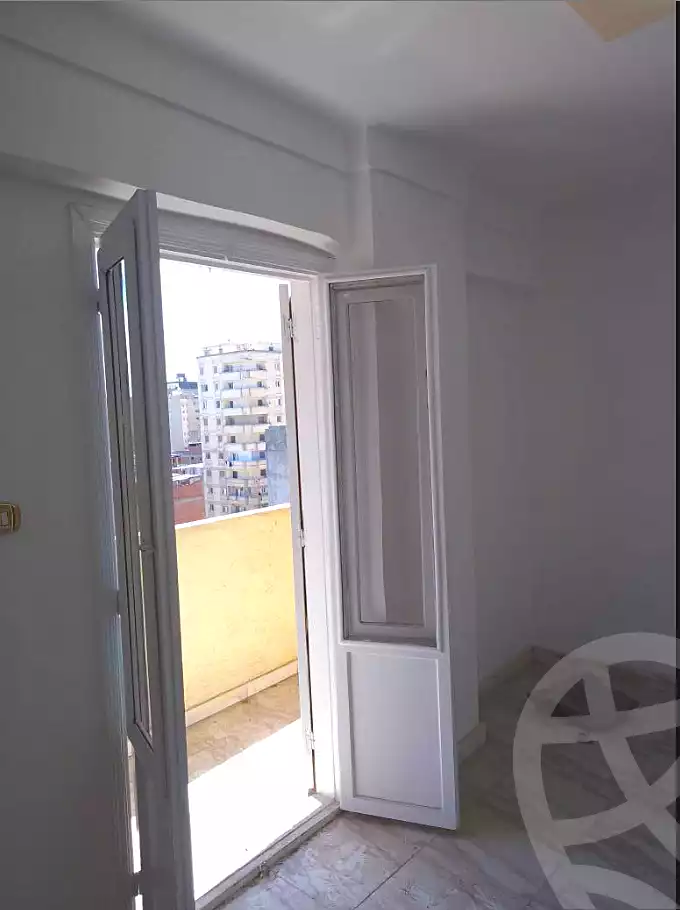 https://aqarmap.com.eg/ar/listing/6855455-for-sale-alexandria-sydy-bshr-sydy-bshr-qbly-cairo-st