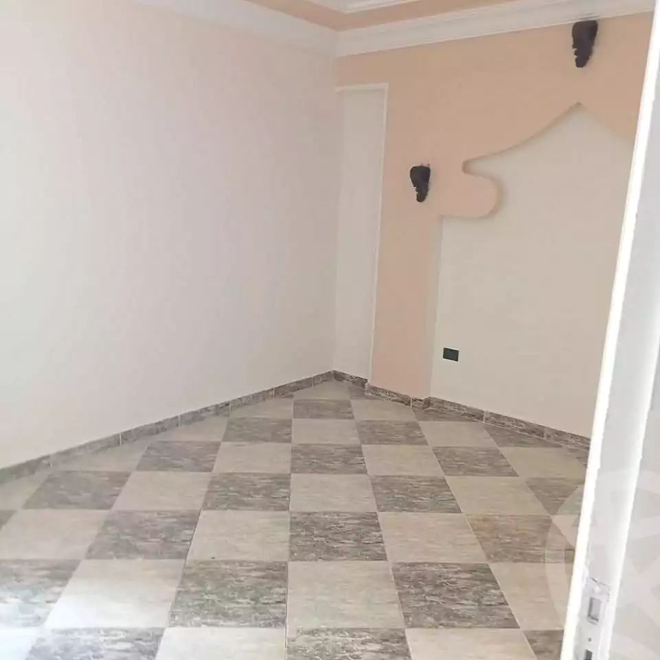 https://aqarmap.com.eg/ar/listing/6855494-for-sale-alexandria-sydy-bshr-sydy-bshr-bhry-ali-hipa-st