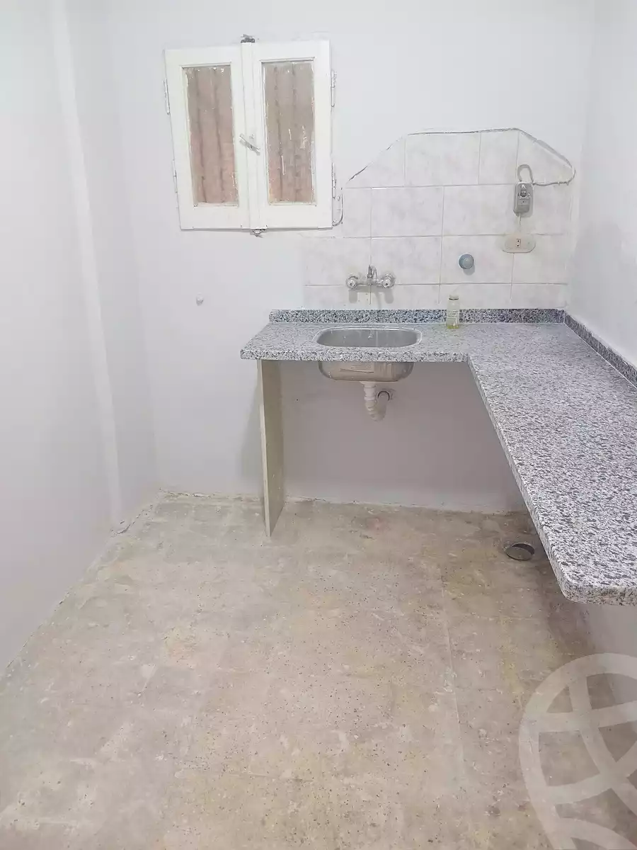 https://aqarmap.com.eg/ar/listing/6855899-for-sale-alexandria-al-agamy-el-hanouvel