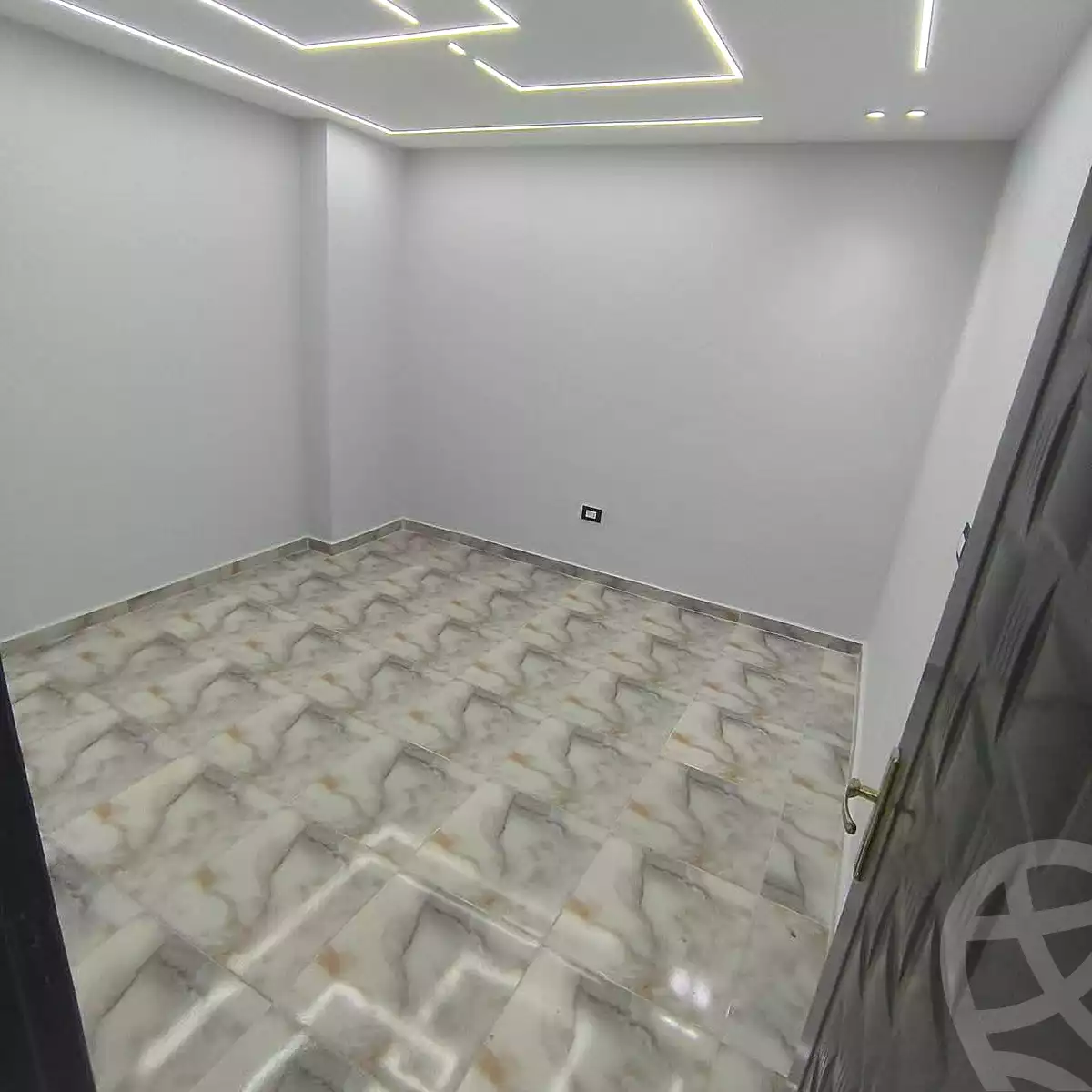 https://aqarmap.com.eg/ar/listing/6855934-for-sale-alexandria-new-miami-el-quds-school-st