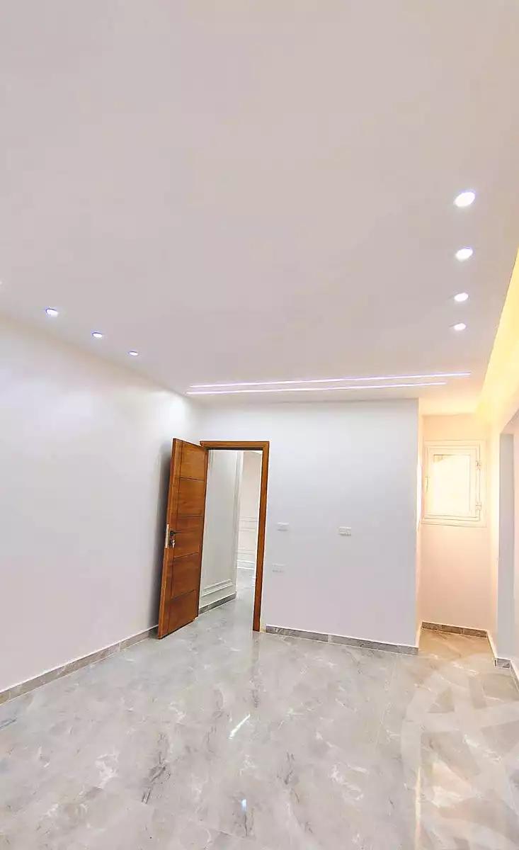 https://aqarmap.com.eg/ar/listing/6856012-for-sale-alexandria-al-agamy-el-hanouvel