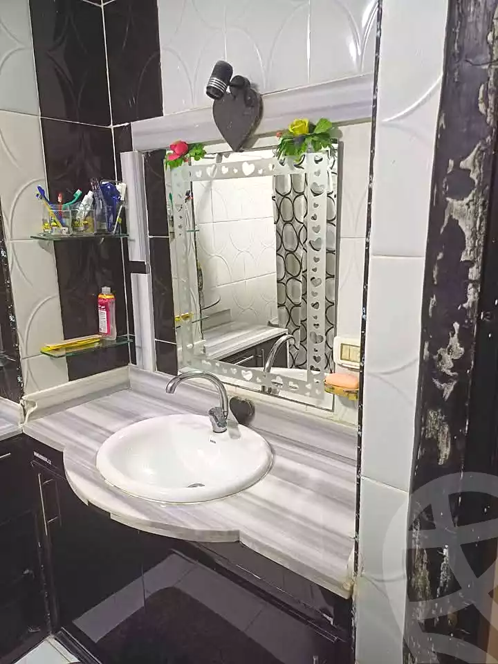 https://aqarmap.com.eg/ar/listing/6856314-for-sale-alexandria-al-agamy-lbytsh