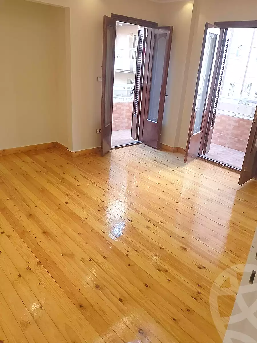https://aqarmap.com.eg/ar/listing/6856458-for-sale-alexandria-miami-ibn-moeslh-al-arman-st